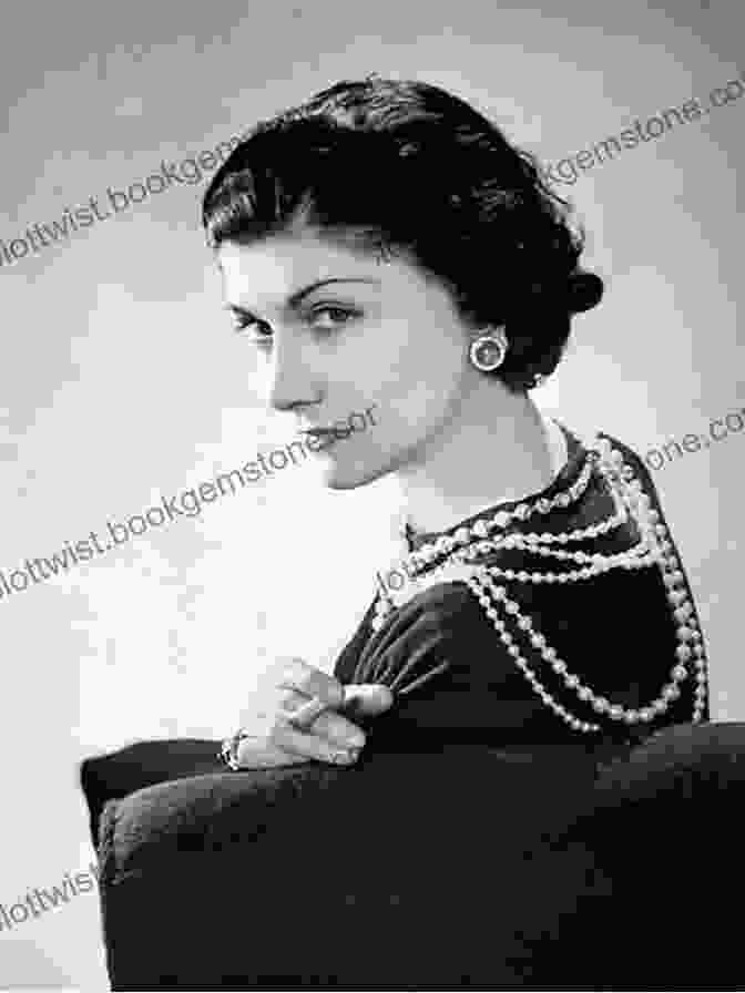 Portrait Of Coco Chanel The Little Guide To Coco Chanel: Her Life Work And Style (The Little Of Lifestyle 13)